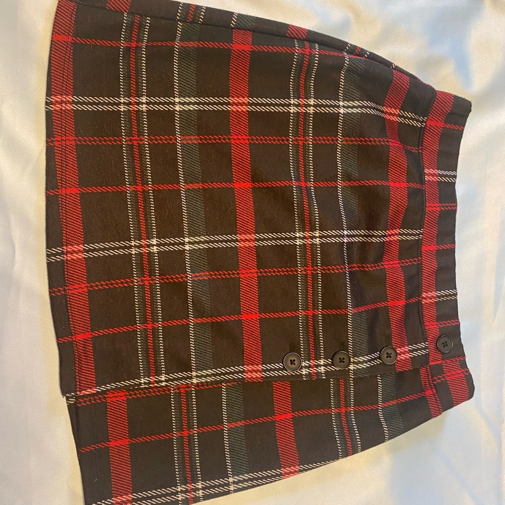 Plaid Button-Front Mini Skirt – SO® Brand (Size XS)